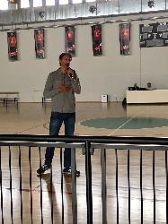 Il cestista Riccardo Pittis al PalaInsubria nell'ambito di "Professione Economia" Il cestista Riccardo Pittis al PalaInsubria nell'ambito di "Professione Economia"