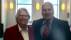 Il Prof. Bernardini con la Prof. Curtis