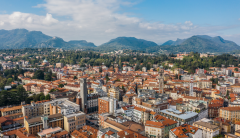 Varese ripresa dall'alto